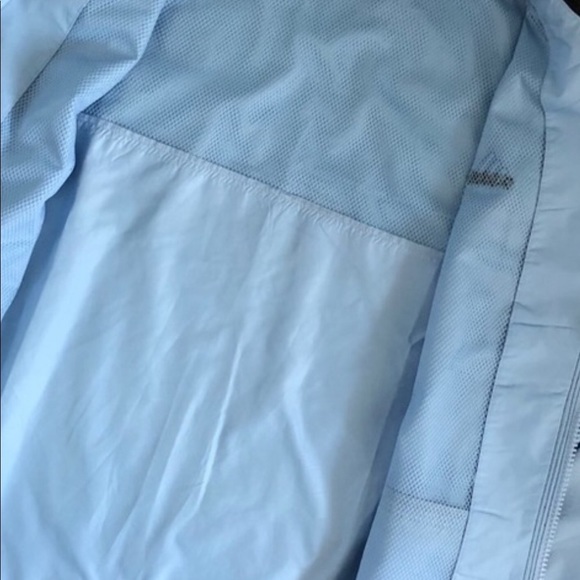 Adidias size Large blue windbreaker zip front  W/ back vent & pockets - Picture 6 of 8